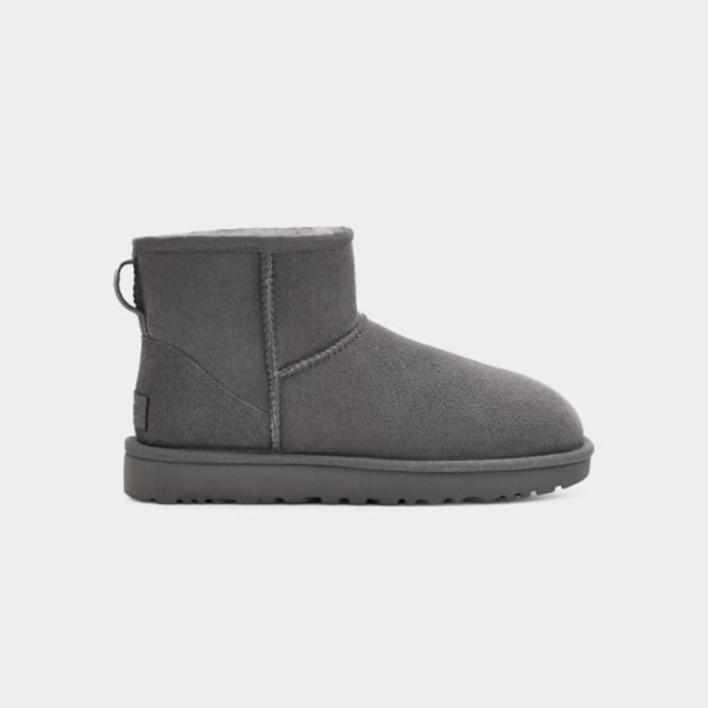 Ugg mini